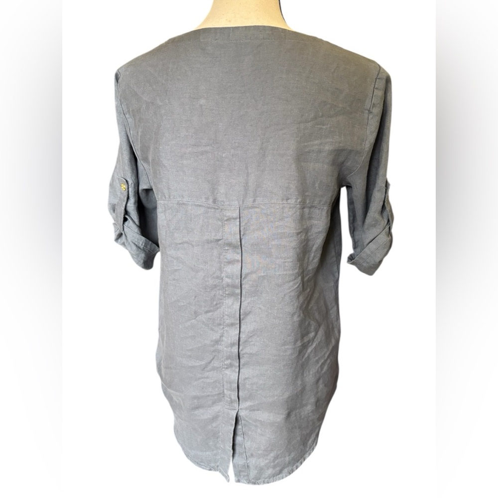 Ellen Tracy-Linen blouse. Size small. Gray with gold tassel/zipper. Gorgeous EUC - Picture 9 of 15